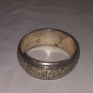 Silver Toned Bangle Bracelet.great For Dressup .